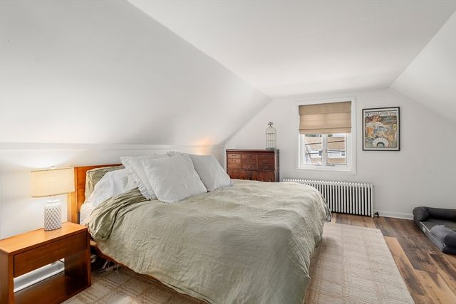 27 Warwick St, Quincy, MA 02171