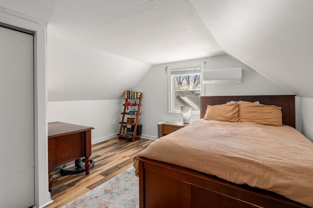 27 Warwick St, Quincy, MA 02171