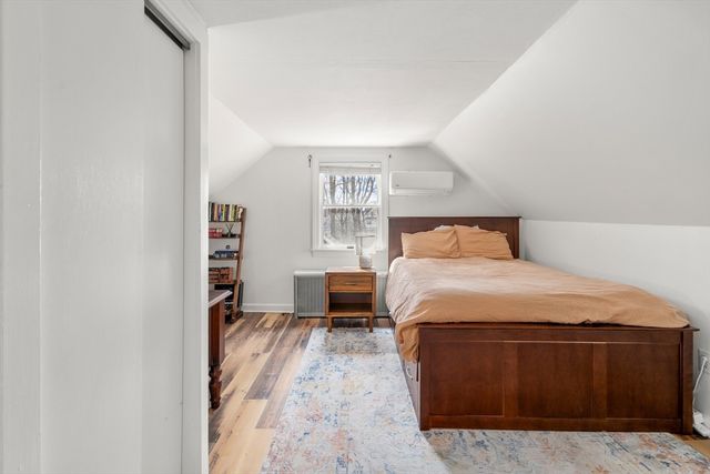 27 Warwick St, Quincy, MA 02171