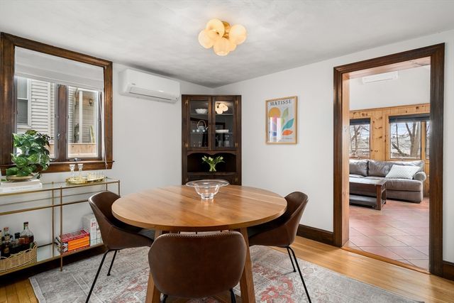 27 Warwick St, Quincy, MA 02171