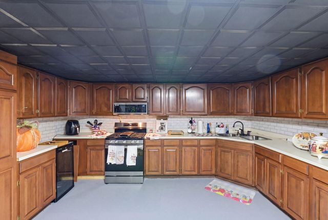 10949 & 10951 E Laurel Road, London, KY 40741