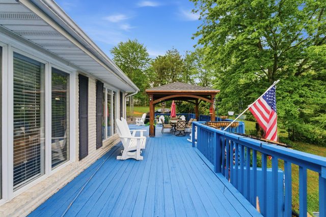 10949 & 10951 E Laurel Road, London, KY 40741