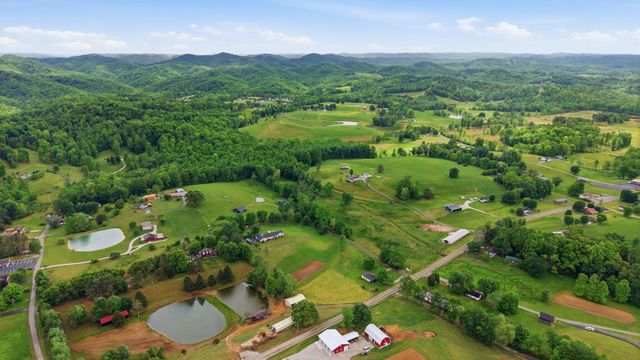 10949 & 10951 E Laurel Road, London, KY 40741