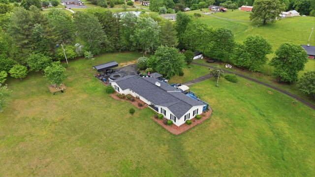 10949 & 10951 E Laurel Road, London, KY 40741