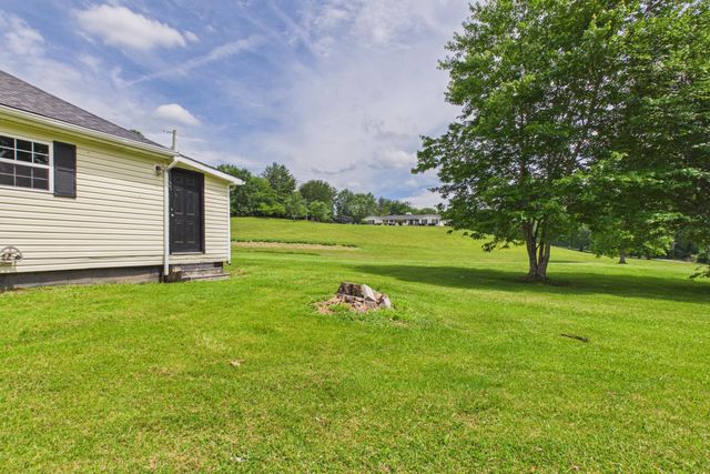 10949 & 10951 E Laurel Road, London, KY 40741