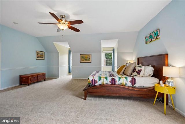 676 OLD HUNT WAY, Herndon, VA 20170