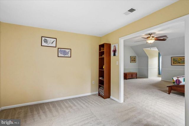 676 OLD HUNT WAY, Herndon, VA 20170