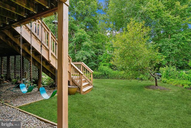676 OLD HUNT WAY, Herndon, VA 20170