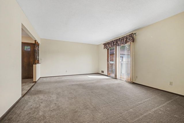 5520 Saint Stephens Street, Mounds View, MN 55112