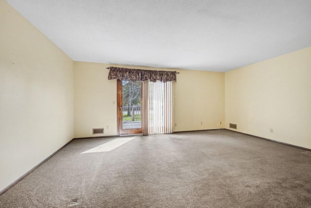 5520 Saint Stephens Street, Mounds View, MN 55112 — photo 5