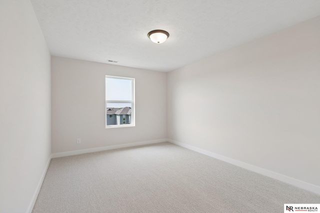 12603 Carpenter Street, Papillion, NE 68138