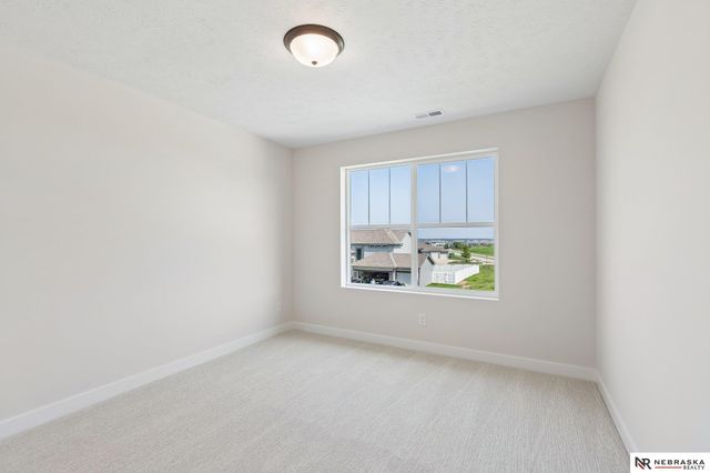 12603 Carpenter Street, Papillion, NE 68138