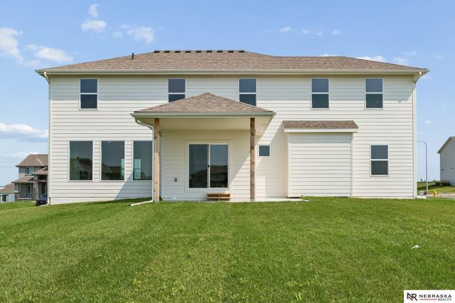 12603 Carpenter Street, Papillion, NE 68138