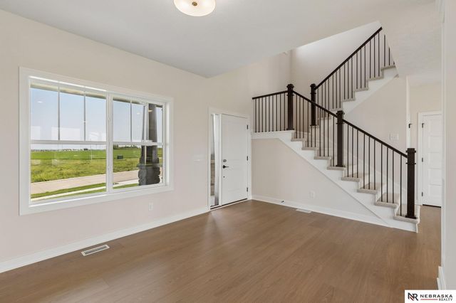 12603 Carpenter Street, Papillion, NE 68138