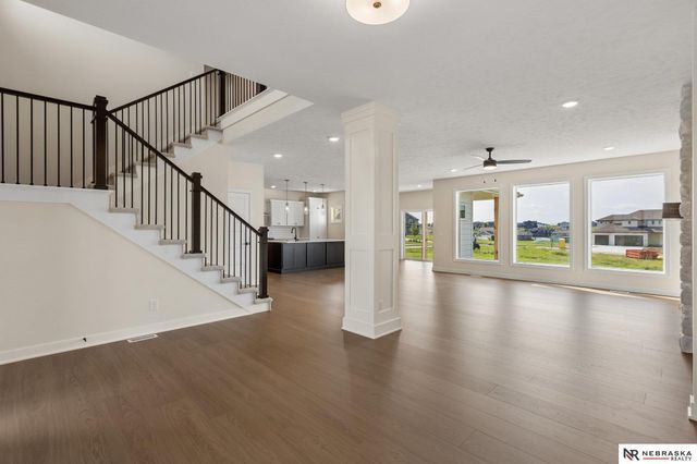 12603 Carpenter Street, Papillion, NE 68138