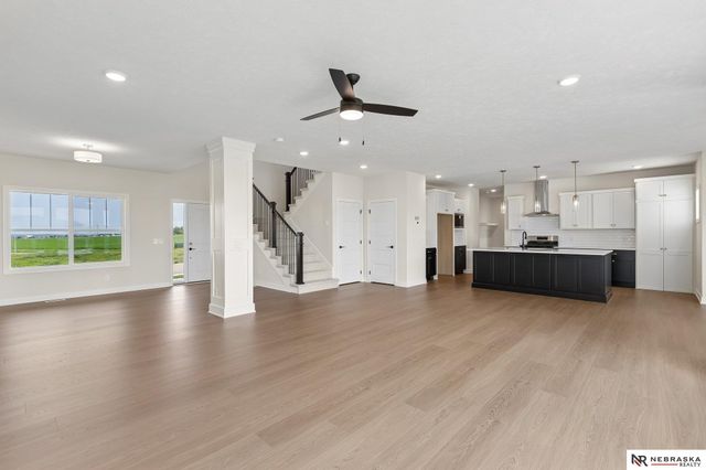 12603 Carpenter Street, Papillion, NE 68138