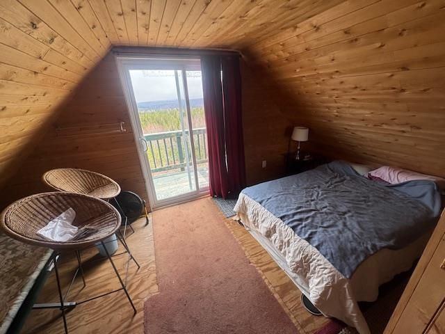 639 Pinnicle Road, Newark, VT 05871
