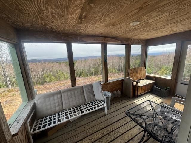 639 Pinnicle Road, Newark, VT 05871