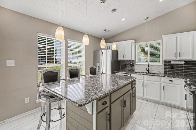 1131 Morning Glory Drive, Charlotte, NC 28262