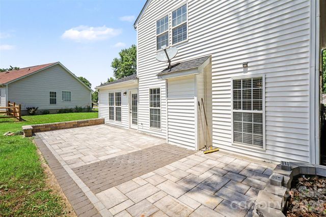 1131 Morning Glory Drive, Charlotte, NC 28262