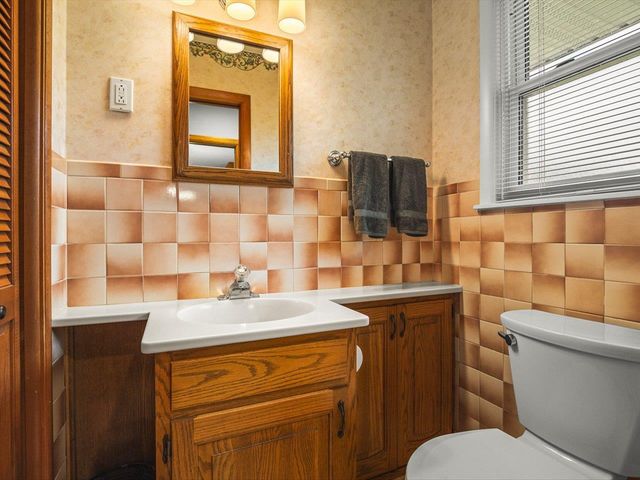 1031 N Sumac Drive, Janesville, WI 53545