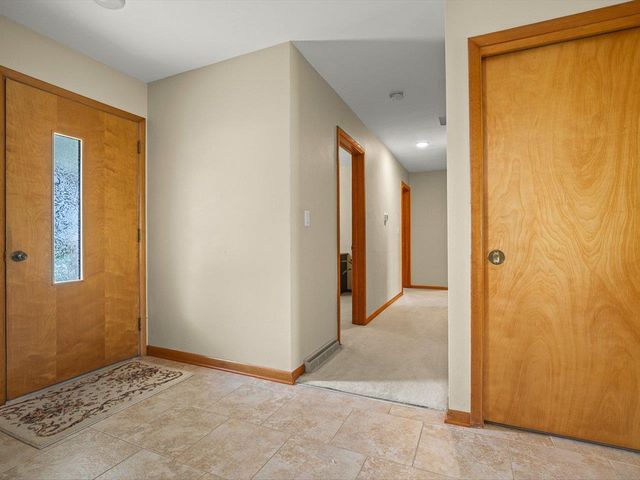 1031 N Sumac Drive, Janesville, WI 53545
