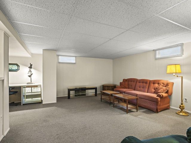 1031 N Sumac Drive, Janesville, WI 53545