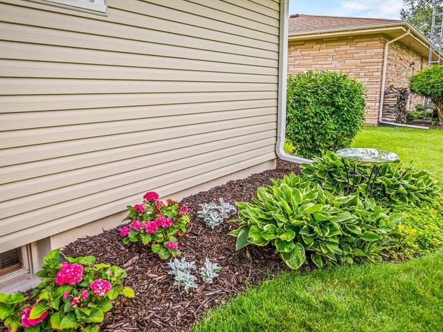 1031 N Sumac Drive, Janesville, WI 53545