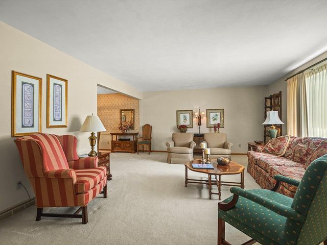1031 N Sumac Drive, Janesville, WI 53545