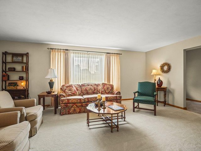 1031 N Sumac Drive, Janesville, WI 53545