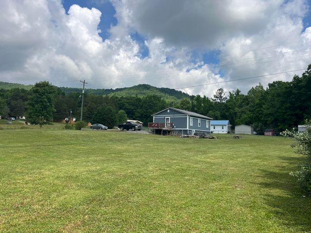 75 Taylor Meadows Road, Williamsburg, KY 40769
