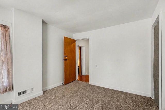 450 MANOR ST, Columbia, PA 17512