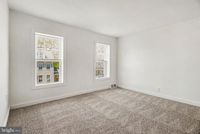 450 MANOR ST, Columbia, PA 17512