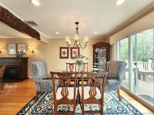 7 Market Drive, Syosset, NY 11791