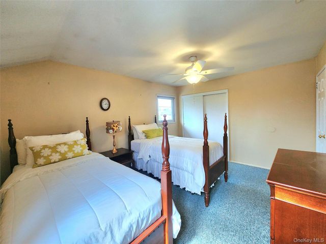 7 Market Drive, Syosset, NY 11791