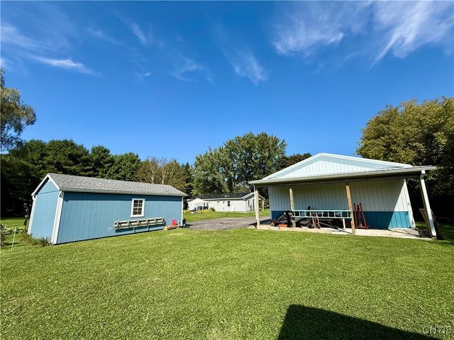 8882 Hills Road, Pompey, NY 13104