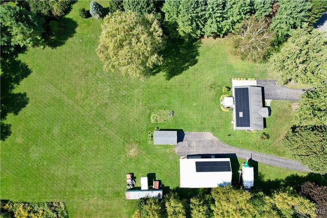 8882 Hills Road, Pompey, NY 13104