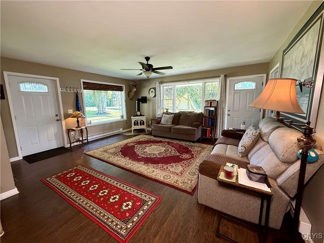 8882 Hills Road, Pompey, NY 13104