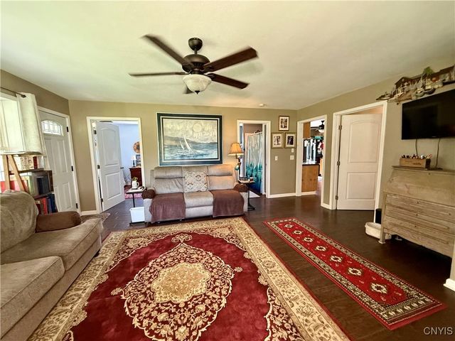 8882 Hills Road, Pompey, NY 13104