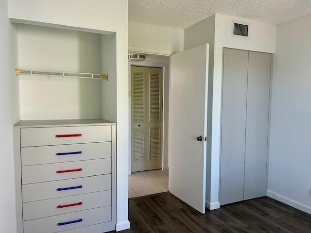 1006 Green Pine Boulevard G2, West Palm Beach, FL 33409