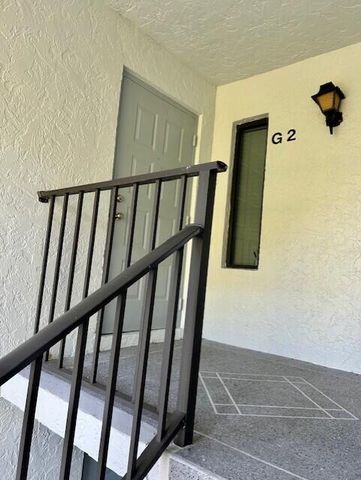 1006 Green Pine Boulevard G2, West Palm Beach, FL 33409