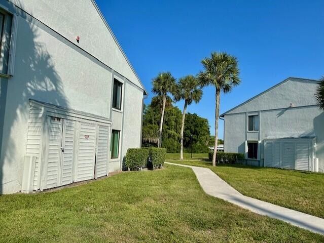 1006 Green Pine Boulevard G2, West Palm Beach, FL 33409
