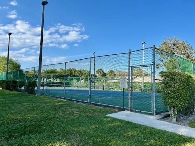 1006 Green Pine Boulevard G2, West Palm Beach, FL 33409