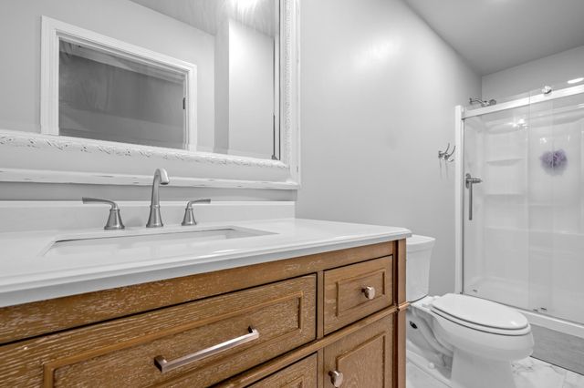 1037 BURSLEM CV, Cordova, TN 38018