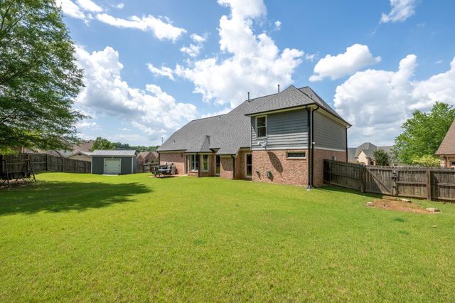 1037 BURSLEM CV, Cordova, TN 38018