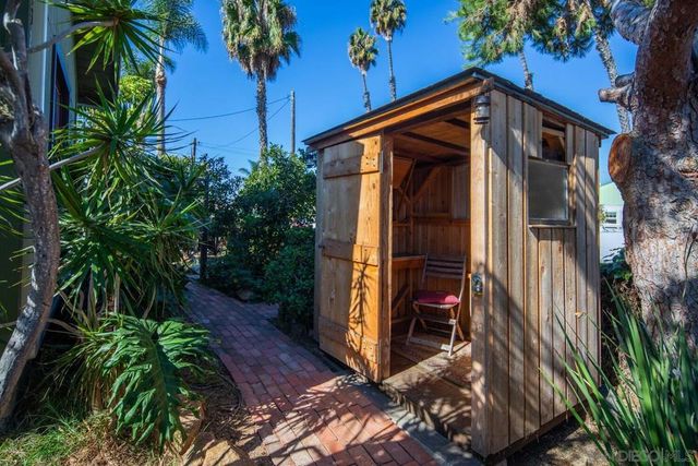 432 E 5th St, National City, CA 91950