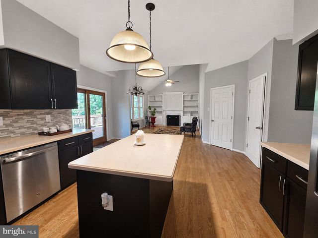 10918 OAKCREST CIR, New Market, MD 21774