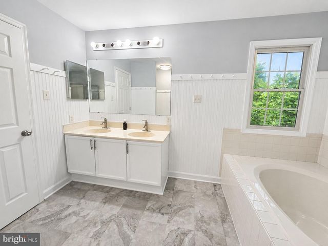 10918 OAKCREST CIR, New Market, MD 21774