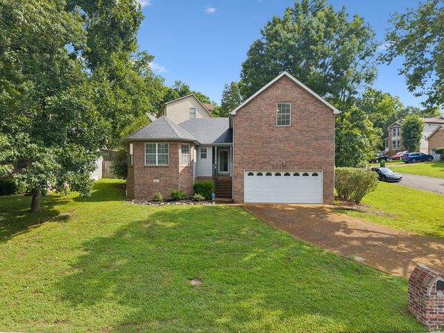 768 Dover Glen Dr, Antioch, TN 37013