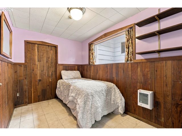 559 Ne 167TH Pl, Portland, OR 97230